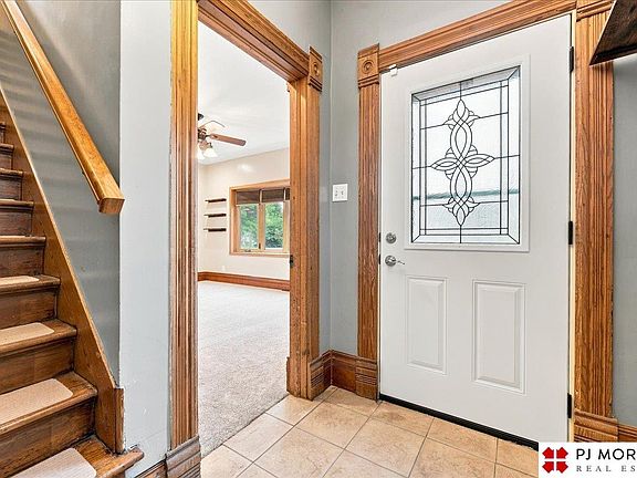 5th image of 204 E Main St