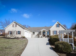 10496 Red Fox St, Canal Winchester, OH 43110