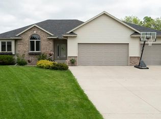 133 Joshua Ct, Mankato, MN 56001