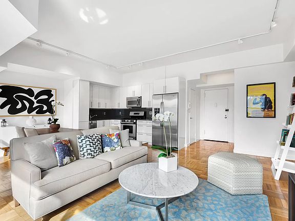 2nd image of 315 E 65th St Penthouse D