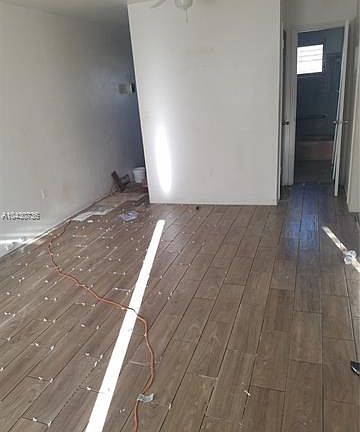 3rd image of 1701 NE 148th St #0