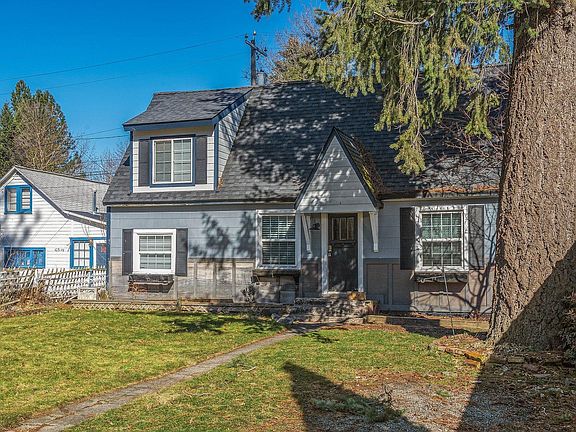 2nd image of 1033 E Pine Ave