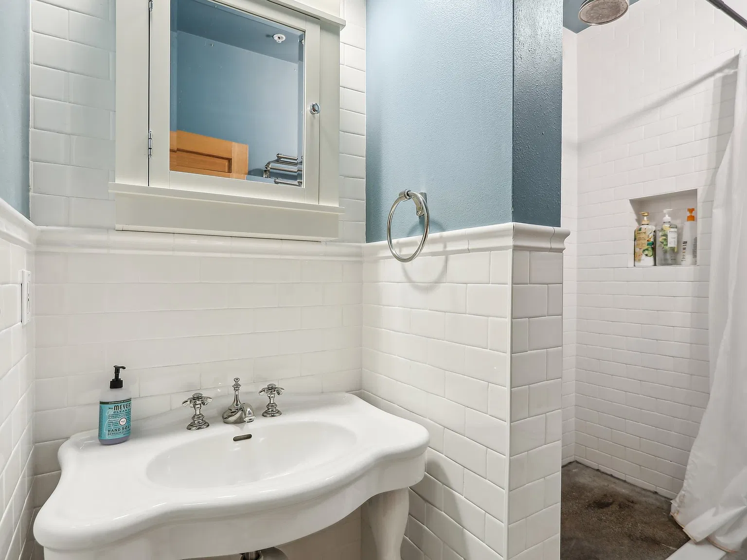 1 bed, 466 sqft, $2,595 — Photo 3