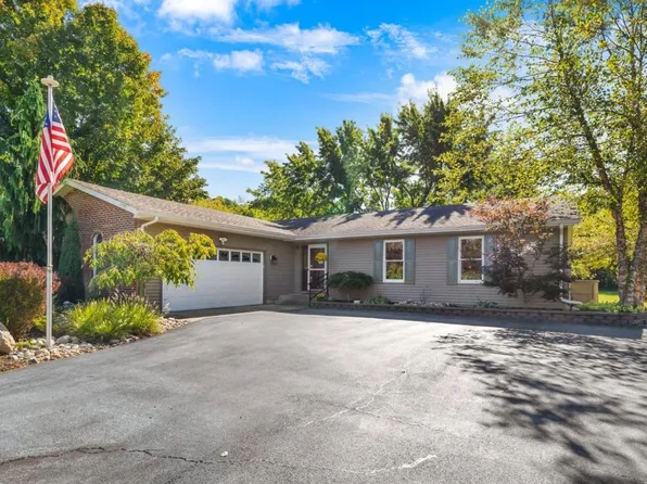 453 E Furness Rd, Michigan City, IN 46360