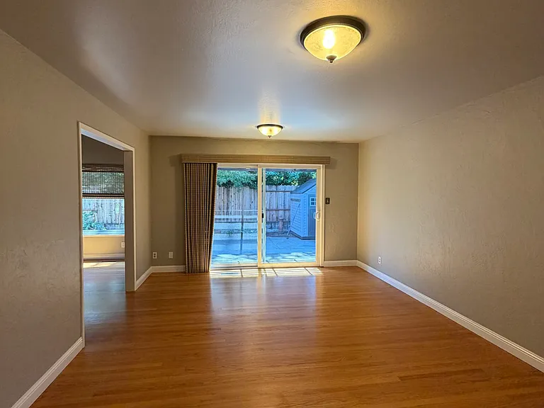 3743 Newark Dr — Photo 3