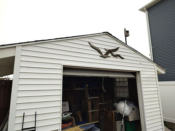 10"x13"  storage shed