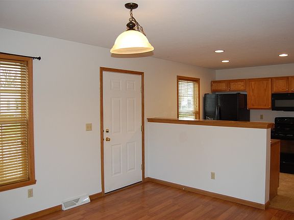 4th image of 3650 Stough Ave