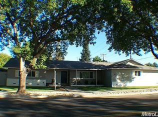 901 Leveland Ln, Modesto, CA 95350