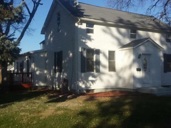 203 E 1st South St, Mount Olive, IL 62069