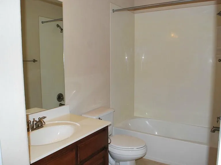 1002 Sedalia St — Photo 15