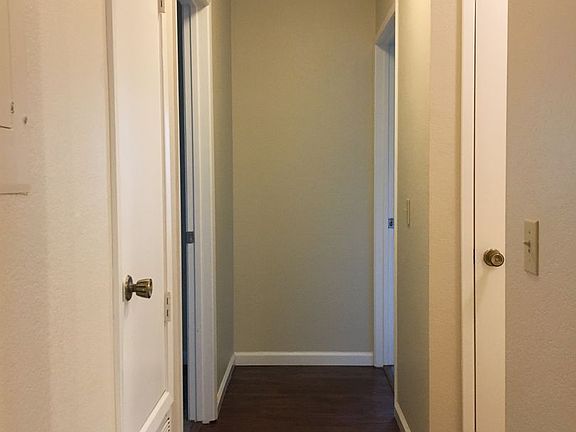 3rd image of 2575 Easton Way APT 81