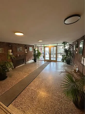 1 bed, $2,295 — Photo 4