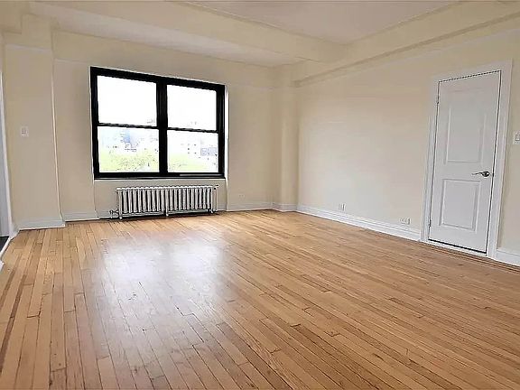 4th image of 166 2nd Ave APT 10C