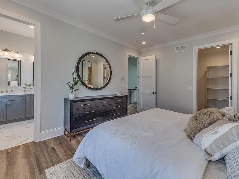 Eldridge Townhomes — Photo 20