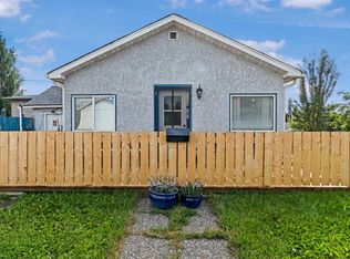 9324 W 101st Ave, Grande Prairie, AB T8V 0W6