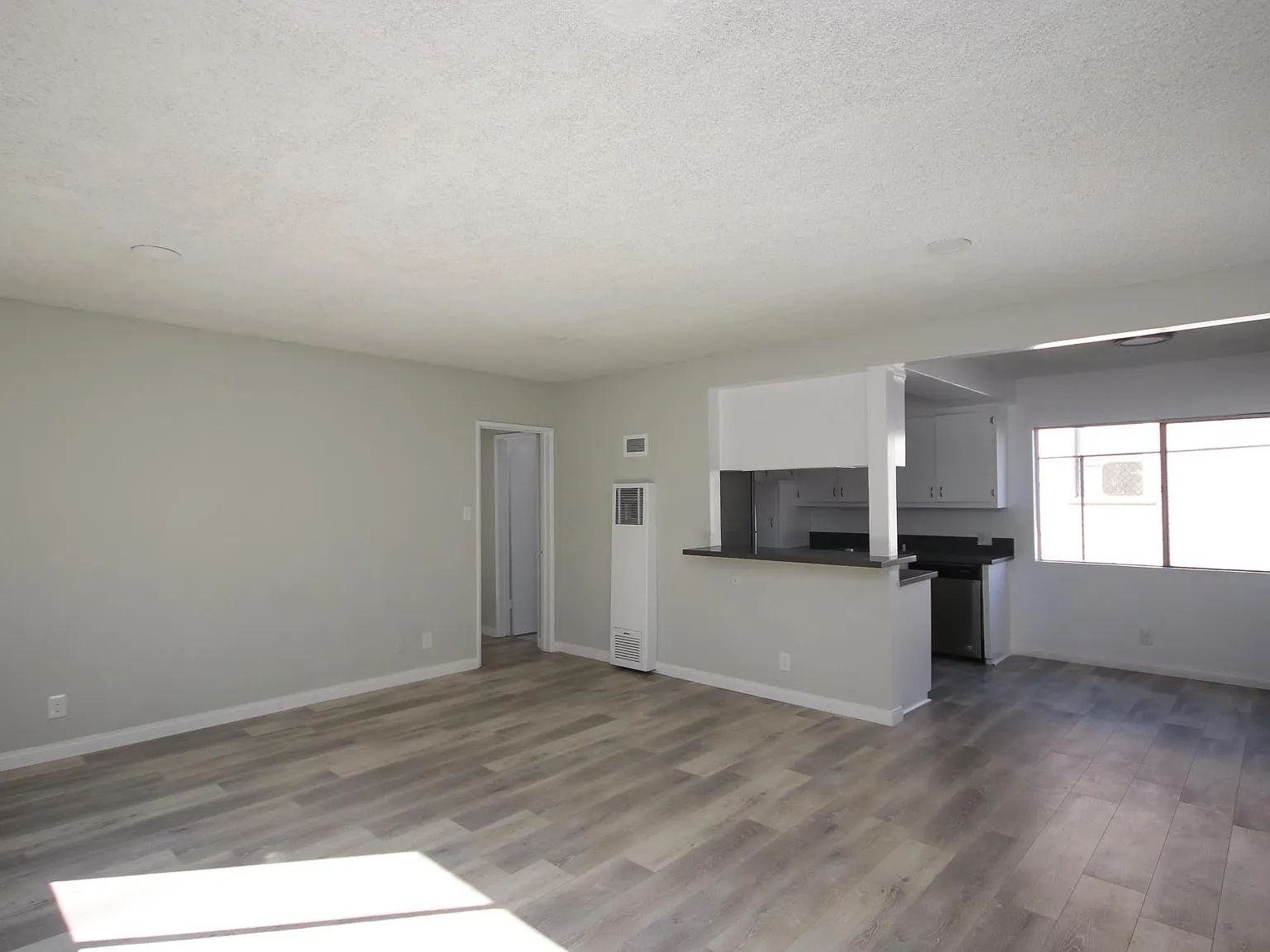 2 bed, $2,150 — Photo 2