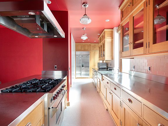 5th image of 104 Grand St #Trlx1