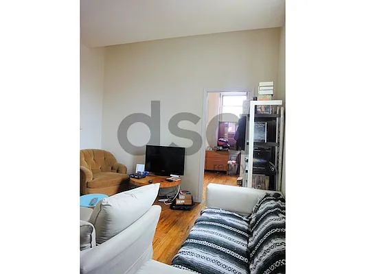 Rented by DSA Realty | media 30