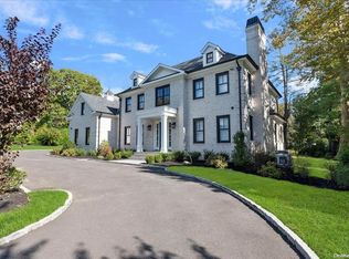 79 Farm View Rd, Port Washington, NY 11050