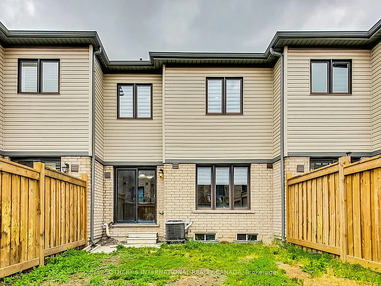 131 Pagebrook Cres — Photo 19