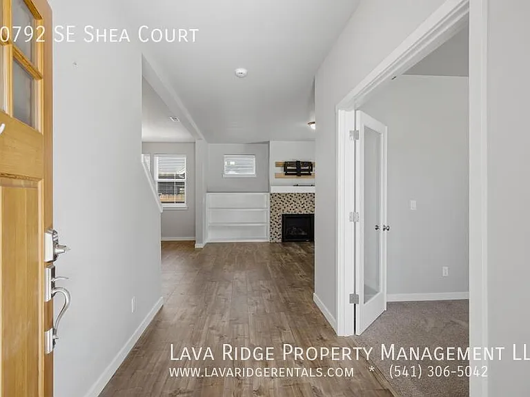 20792 SE Shea Ct — Photo 3