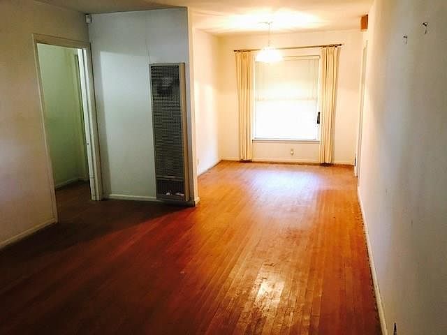 2nd image of 10627 Fern Dr