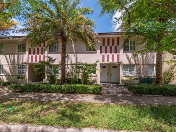 1300 Salzedo St APT 4, Coral Gables, FL 33134