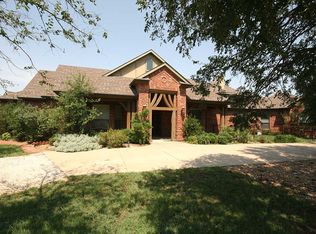 639 Martingale Dr, Oak Point, TX 75068