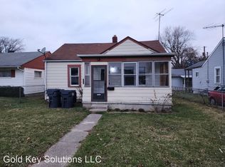 312 E 35th St, Anderson, IN 46013