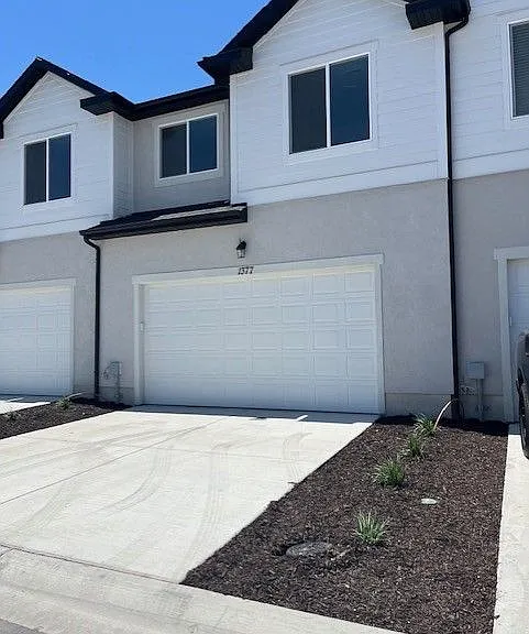1377 N 3740 W — Photo 2