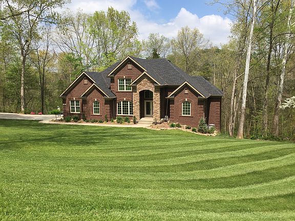 4th image of 222 Bolton Ct
