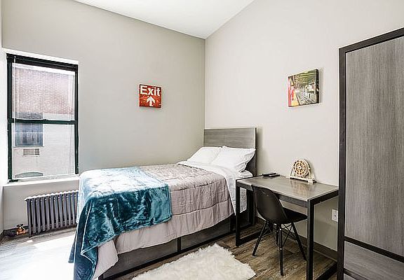 4th image of 15 E 11th St APT 6B