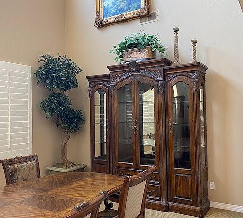 formal dining and living area. Much of the furniture is available to stay in the property