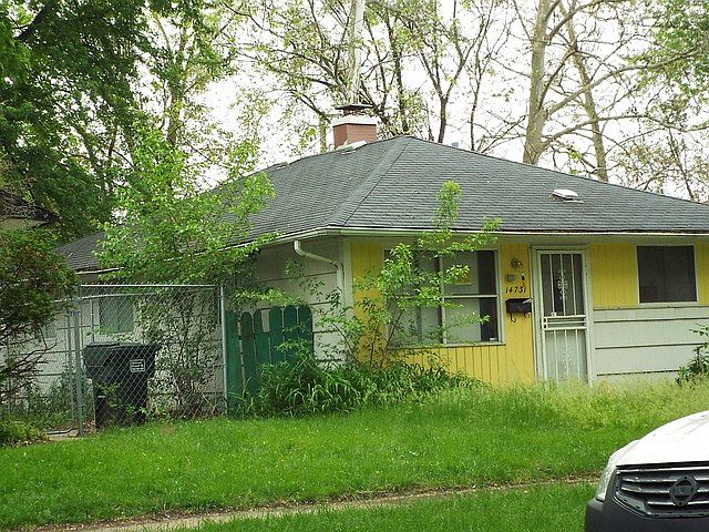2nd image of 14731 Dobson Ave