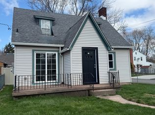 8520 Munson Ave, Niagara Falls, NY 14304
