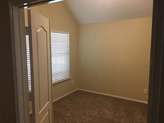 2nd image of 1722 Grassy Creek Dr