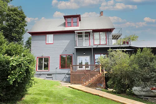 340 Abeel St #2 Photo 1