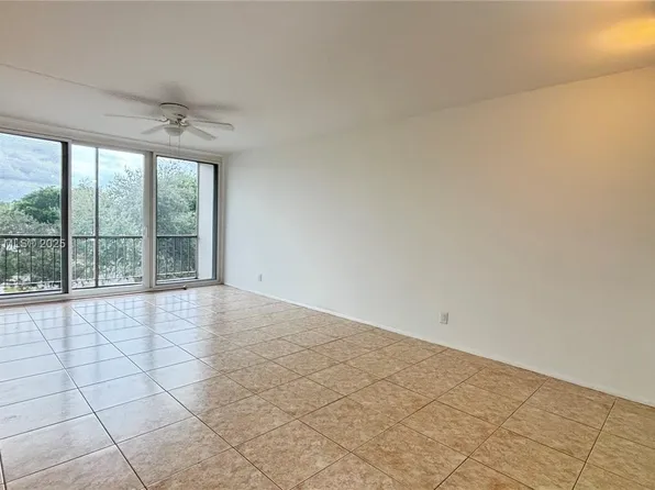 4501 NE 21st Ave APT 307, Fort Lauderdale, FL 33308