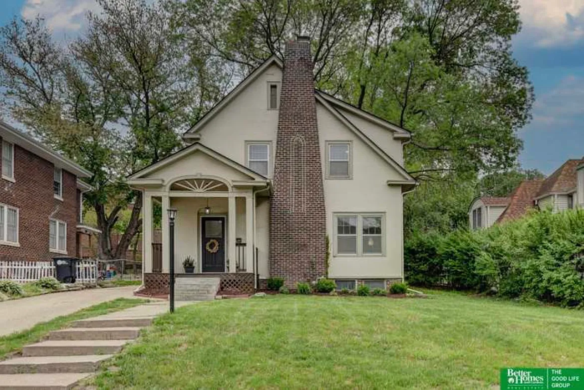 3 bed, 1623 sqft, $2,660 — Photo 1