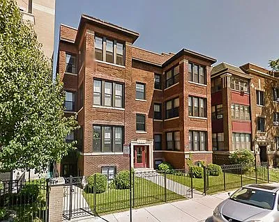 3711 N Wilton Ave #3 — Photo 5