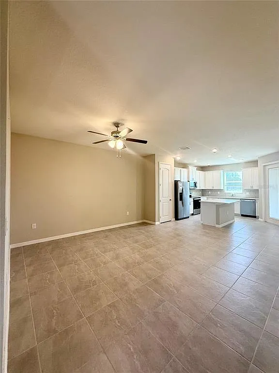 2 bed, 2.5 bath, 1615 sqft, $1,950 — Photo 4