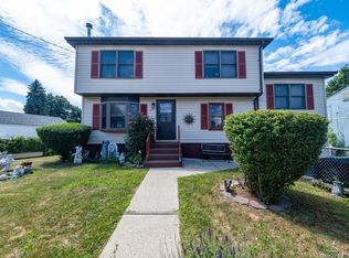 1 Getty Rd, Stony Pt, NY 10980