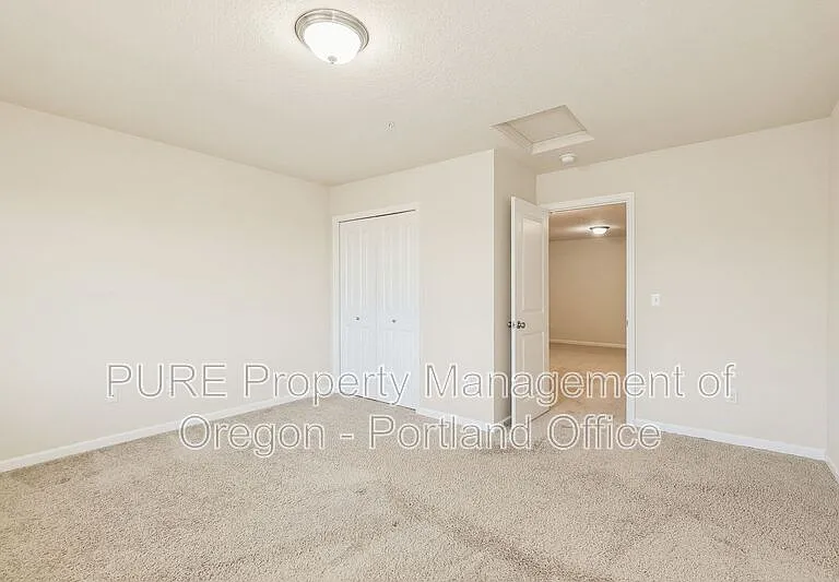 6714 NW 158th Ave — Photo 24