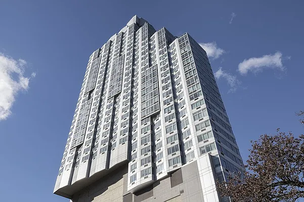 Rented by Forest City Ratner Companies | media 59