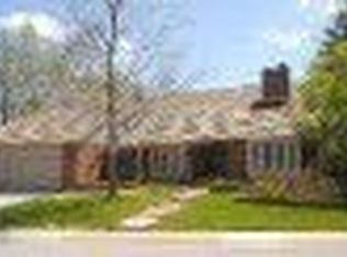 10746 E Crestline Cir, Englewood, CO 80111
