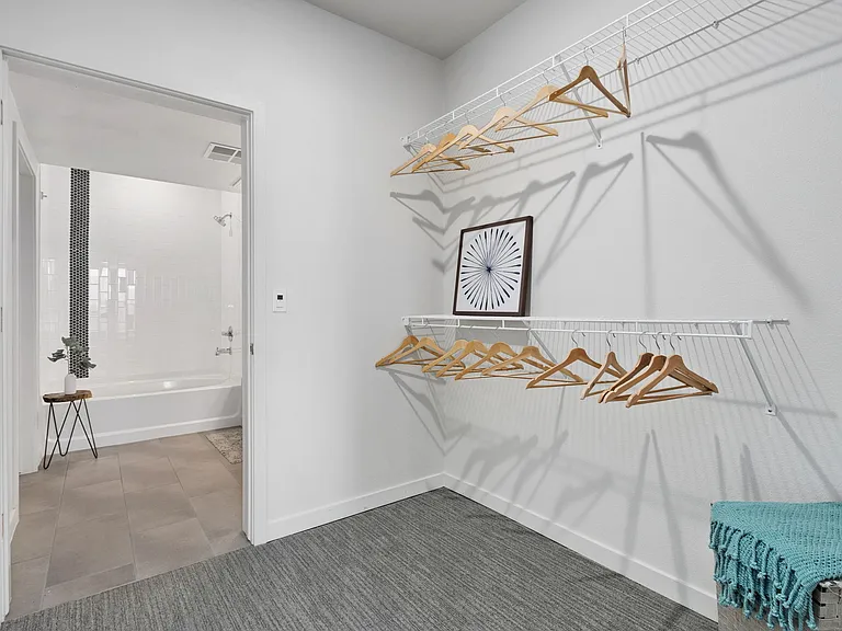 Cycle Apartments — Photo 39
