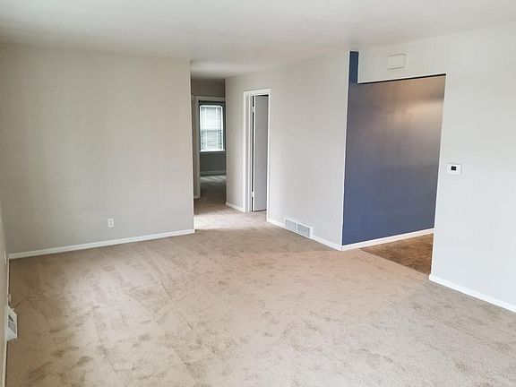 2nd image of 205 Belteberg Rd