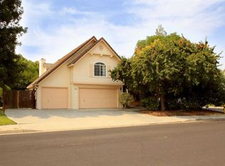 2016 Mesa Ave, Clovis, CA 93611