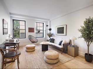 324 E 4th St #3A, New York, NY 10009