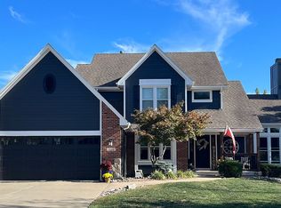 1608 SW Twincreek Pl, Blue Springs, MO 64015